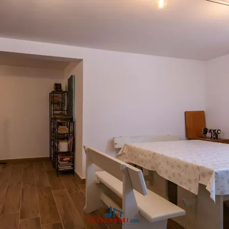 מלון Jana 1 Comfortable 3*